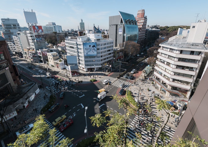 人手と主観に依存する交通量調査をデジタル化、365日同じロジックのデータ取得が可能に